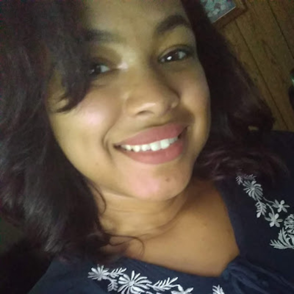 Meet your Posher, Adanna